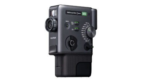 La FUJIFILM Instax Mini Evo Cinema se Lanza con Impresora Integrada