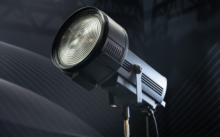 Profoto L1600D Introduced - A 1600W Daylight LED with Liquid Cooling